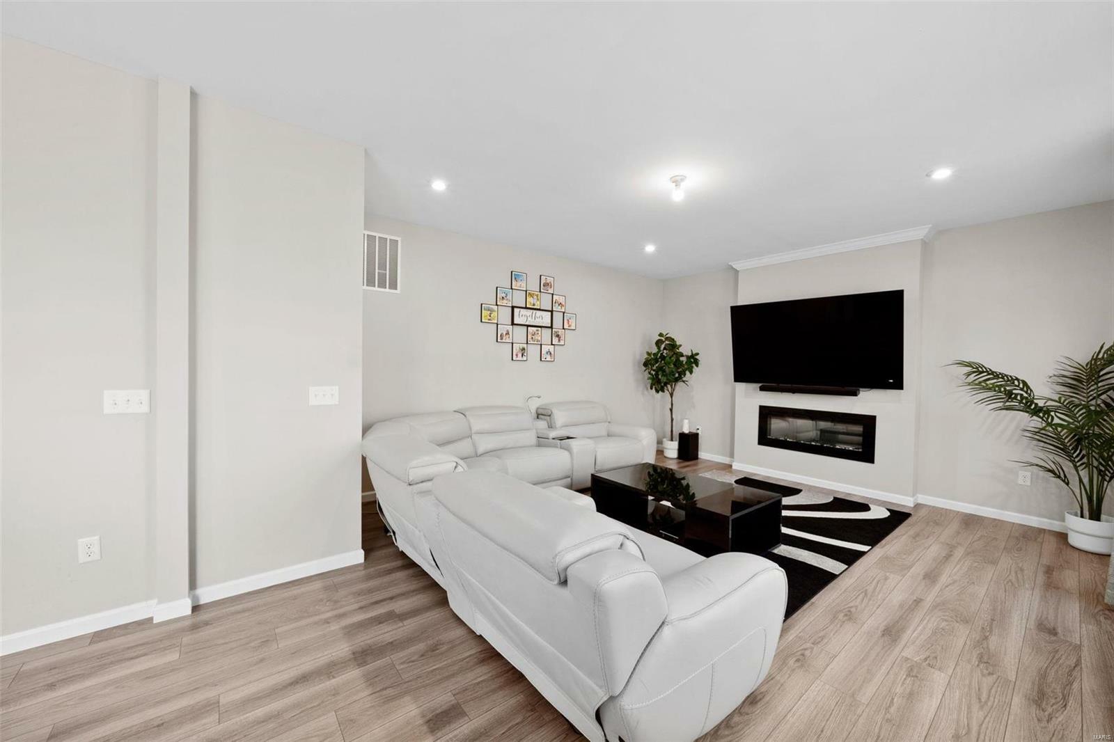 Property Photo: 905 Sugar Pear Street MO 63301