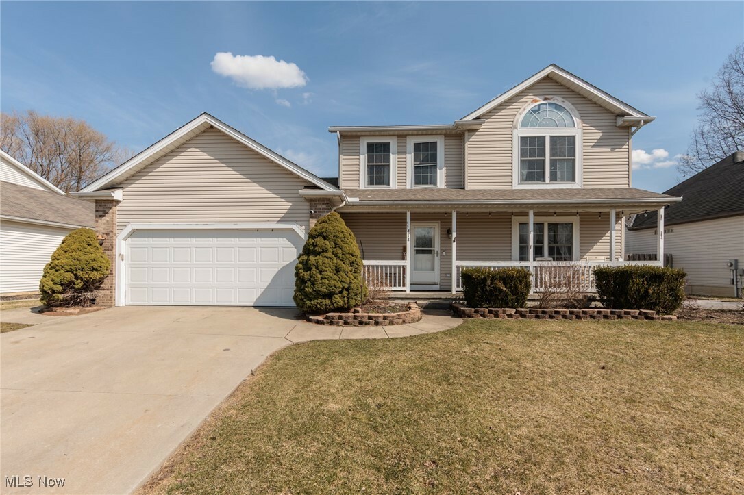 Property Photo: 414 Alexis Drive OH 44035