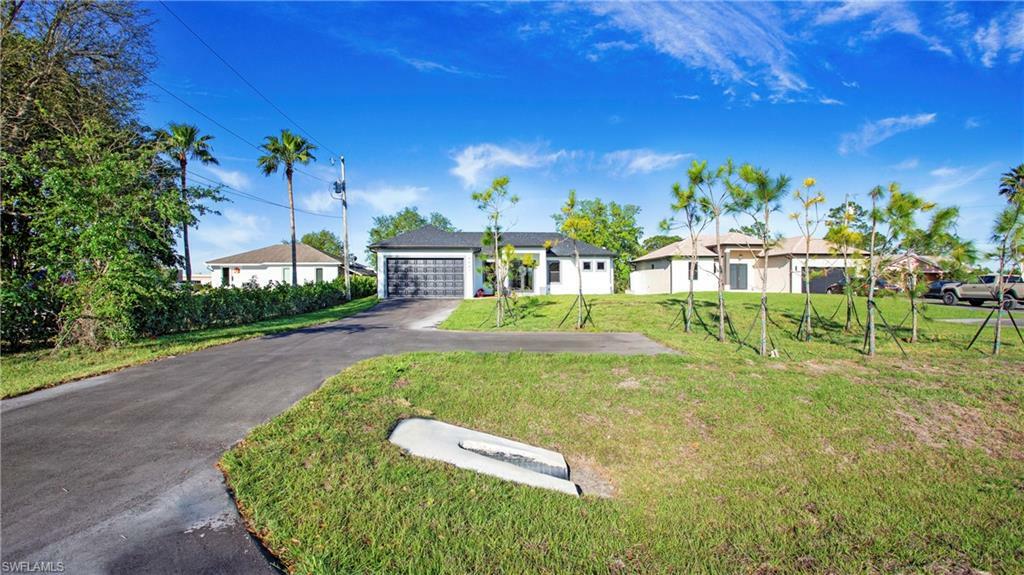 Property Photo: 4445 22nd St NE FL 34120