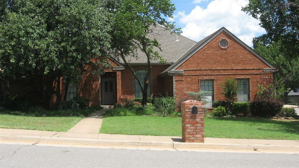 Property Photo: 2809 Red Fern OK 73034