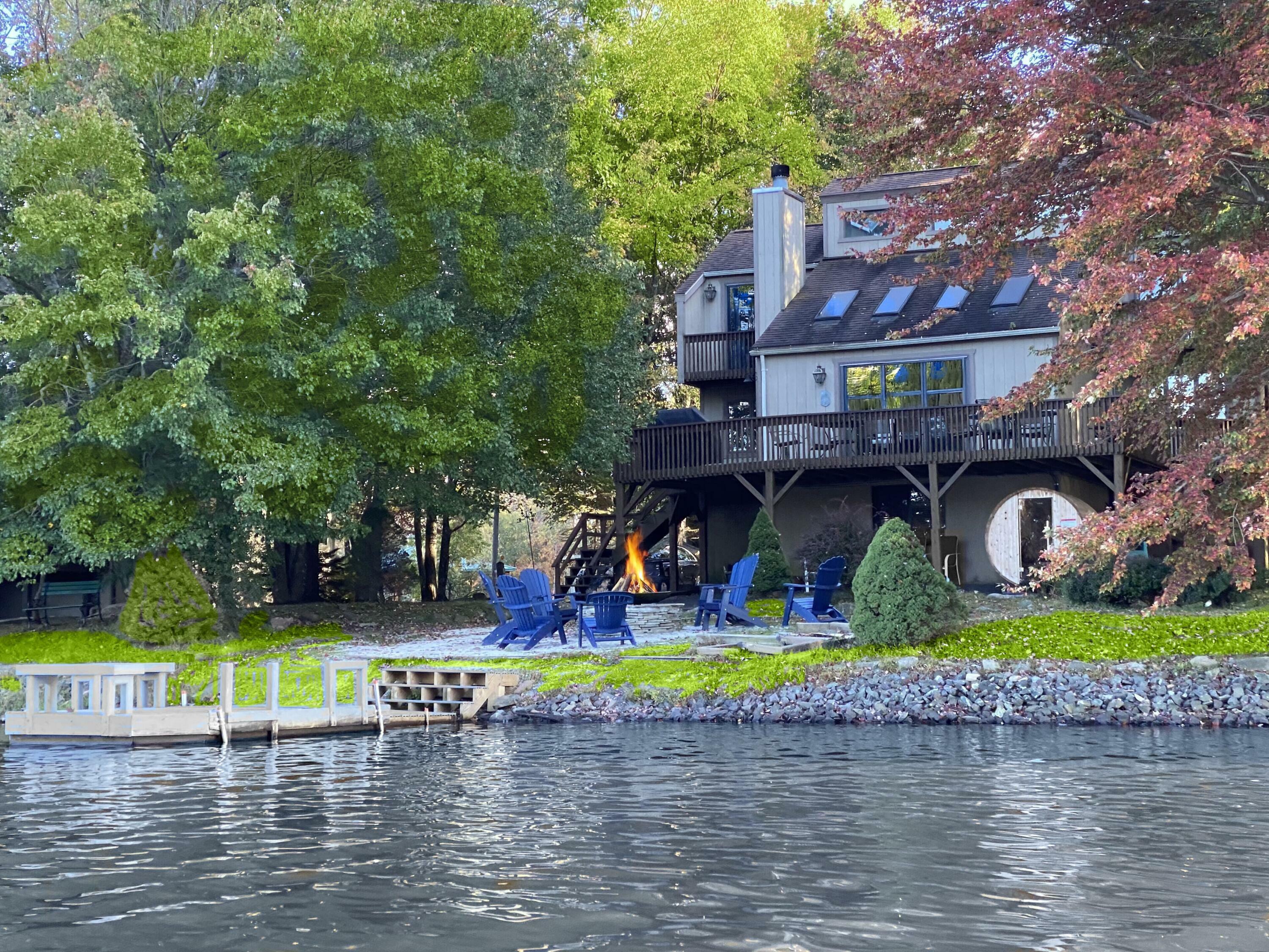 Property Photo: 1319 Arrowhead Drive PA 18347
