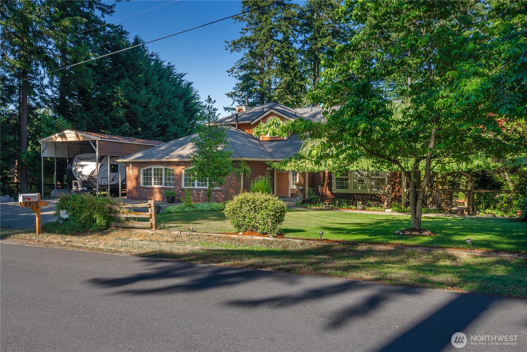 Property Photo: 6808 183rd Avenue E WA 98391