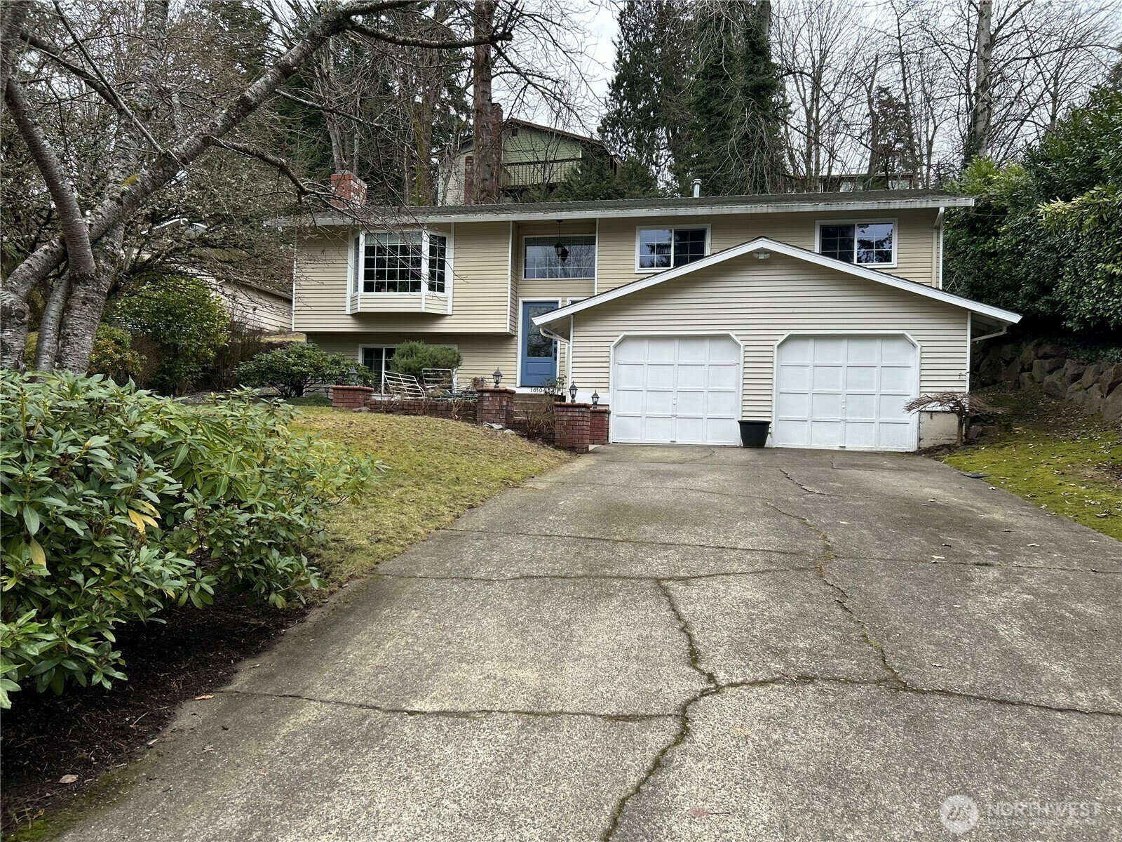 Property Photo: 10104 111th Avenue NE WA 98033