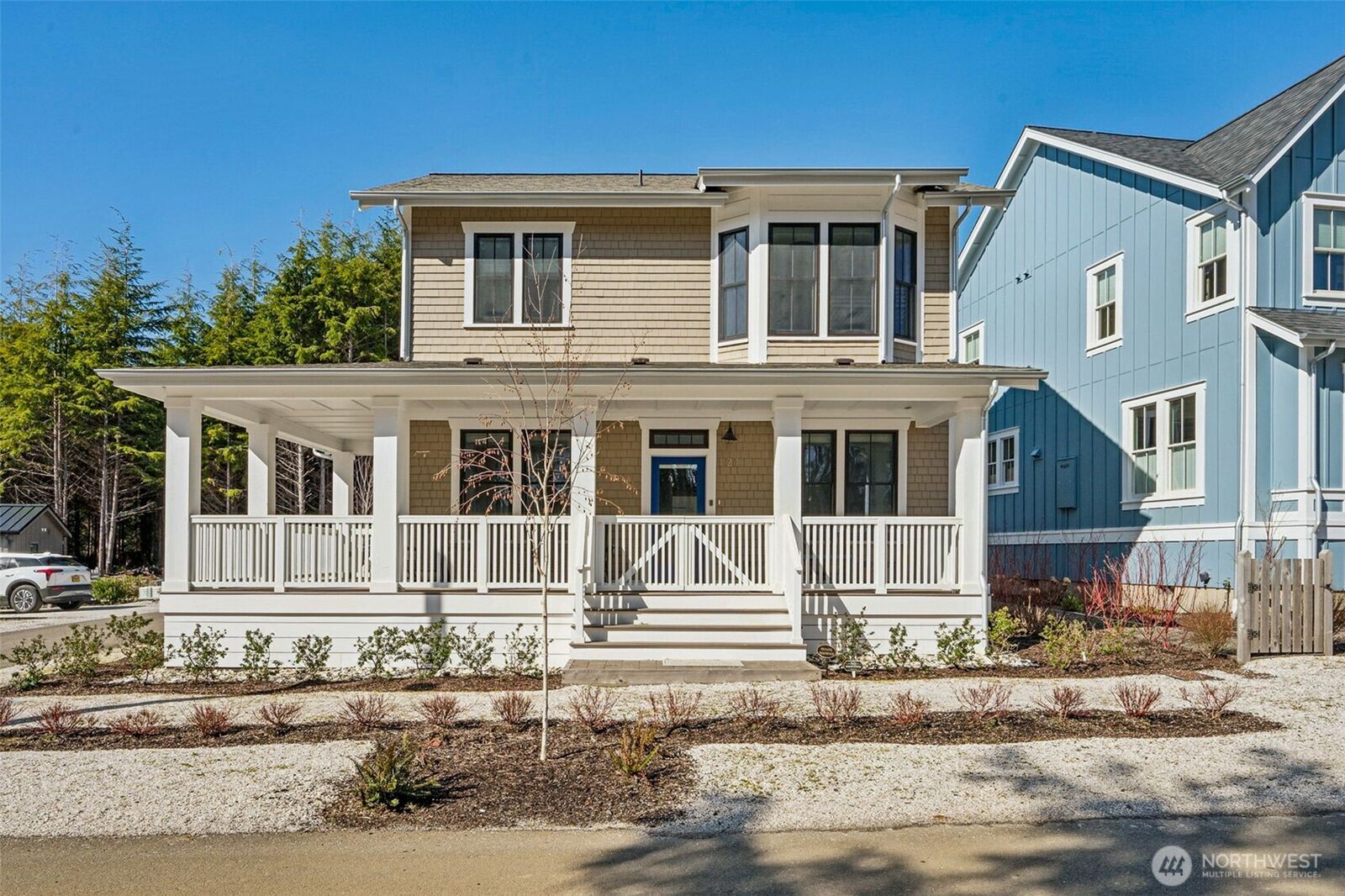 Property Photo:  421 E Compass Street  WA 98571 