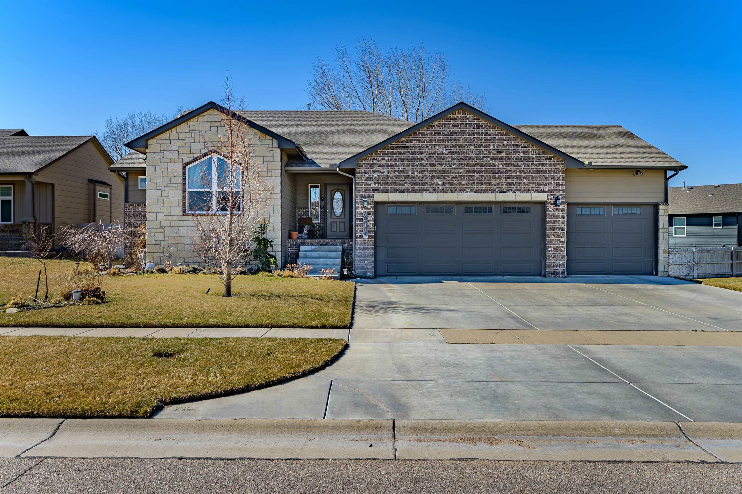 Property Photo:  2411 S Monument St  KS 67235-8607 