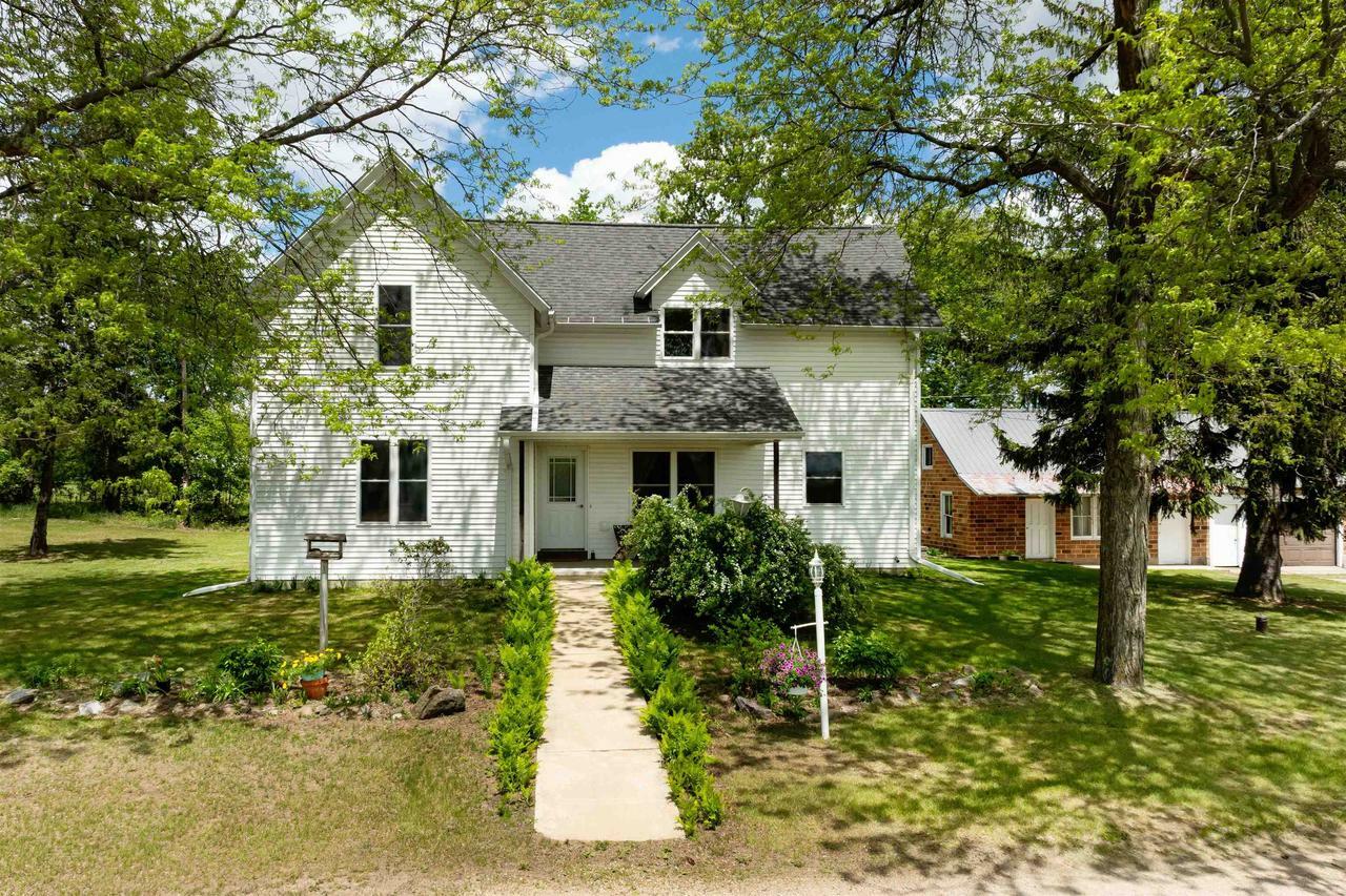 Property Photo: N402 24th Avenue WI 54960