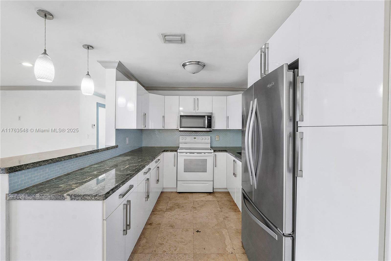 1541 SW 52nd Ave  Plantation FL 33317 photo