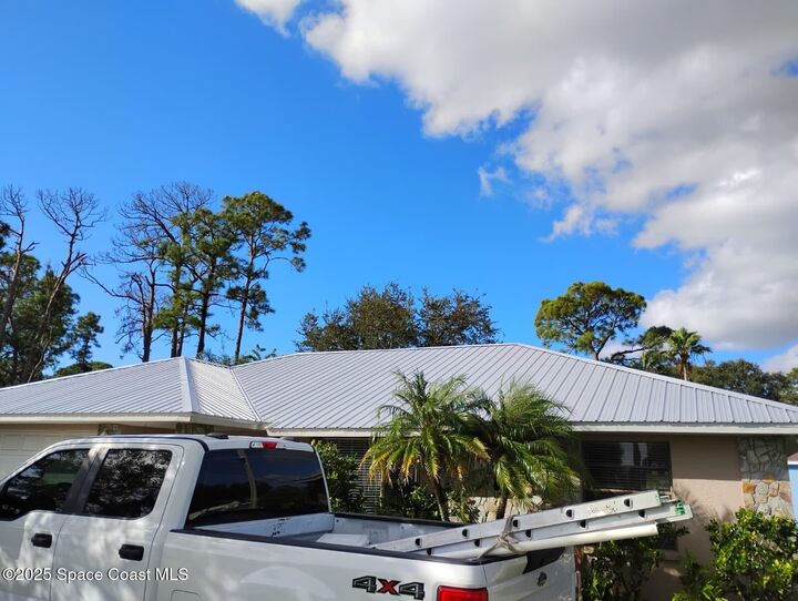 Property Photo:  254 Emerson Drive NW  FL 32907