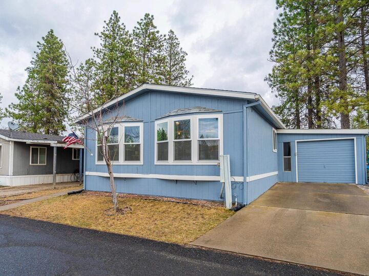 14726 N Surrey Ln  Mead WA 99021 photo
