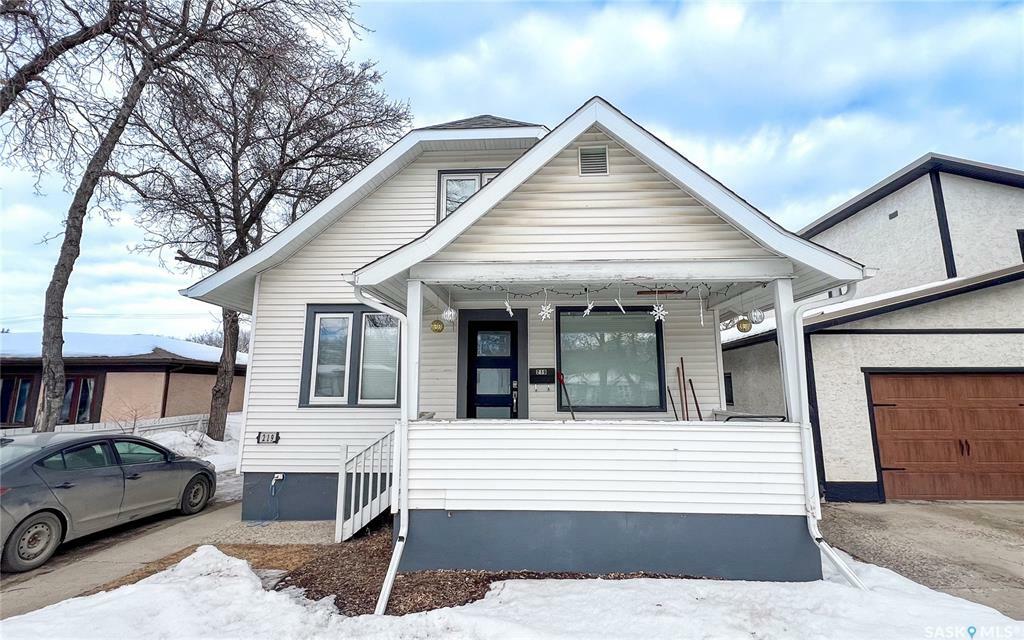 Property Photo: 219 Taylor Street E SK S7H 1V2