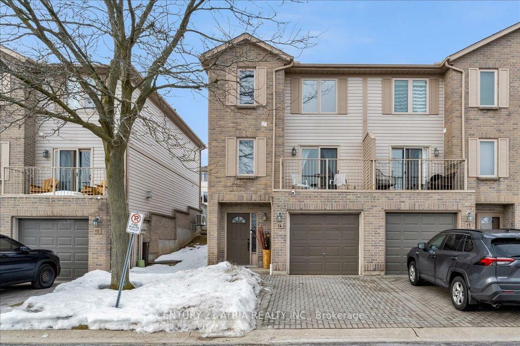 Property Photo: 230 Blackhorne Drive 14 ON N2E 1Z4