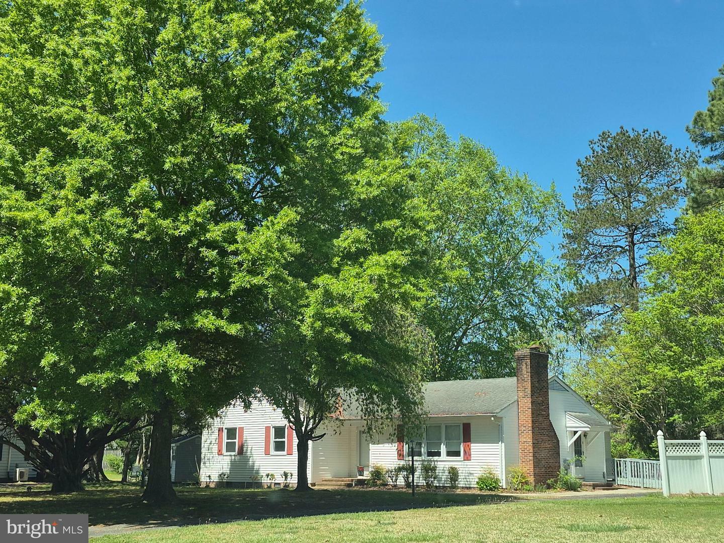 Property Photo: 906 Loch Raven Rd. MD 21804