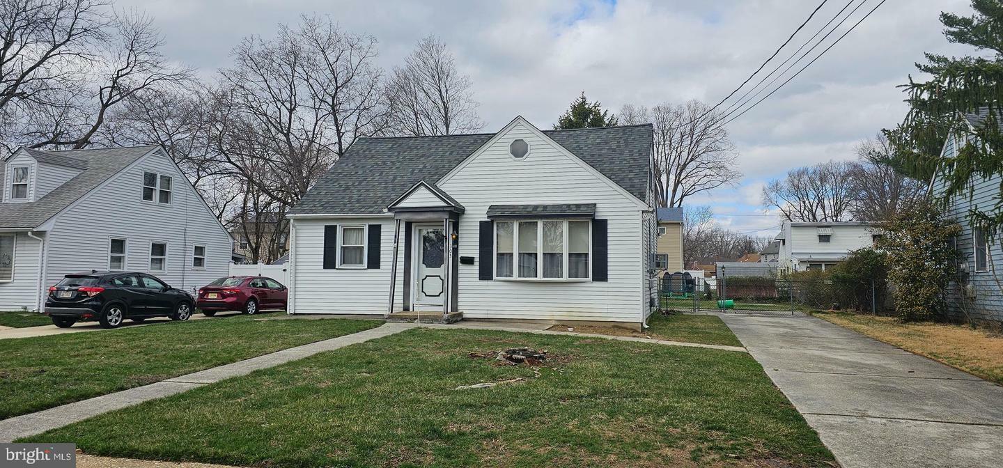 305 W 1st Avenue  Barrington NJ 08007 photo