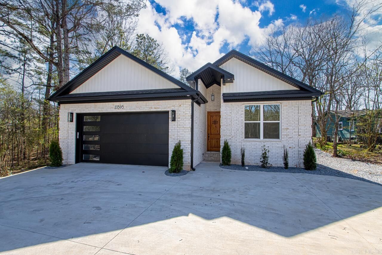 Property Photo:  13505 Alexander Road  AR 72002 