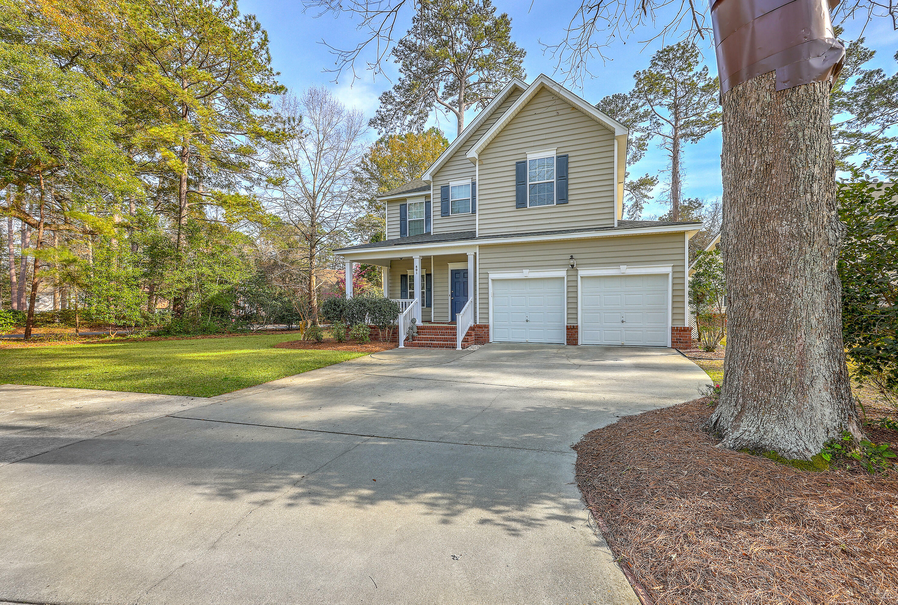 Property Photo: 401 Waring Street SC 29483