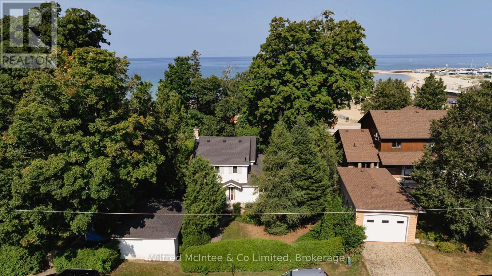 Property Photo: 606 Izzard Road ON N0H 2C5