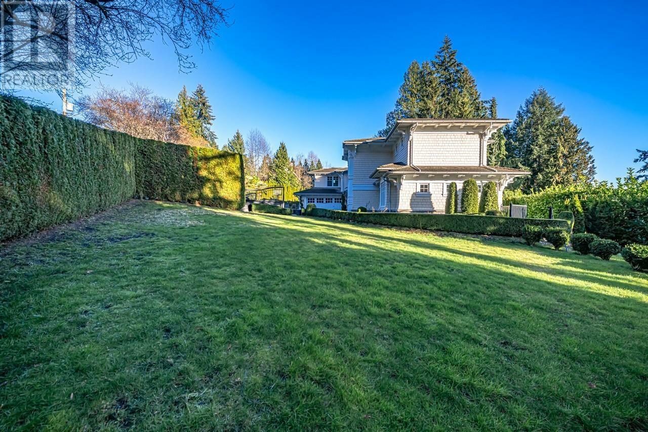 Property Photo: 2913 Altamont Crescent BC V7V 3B9