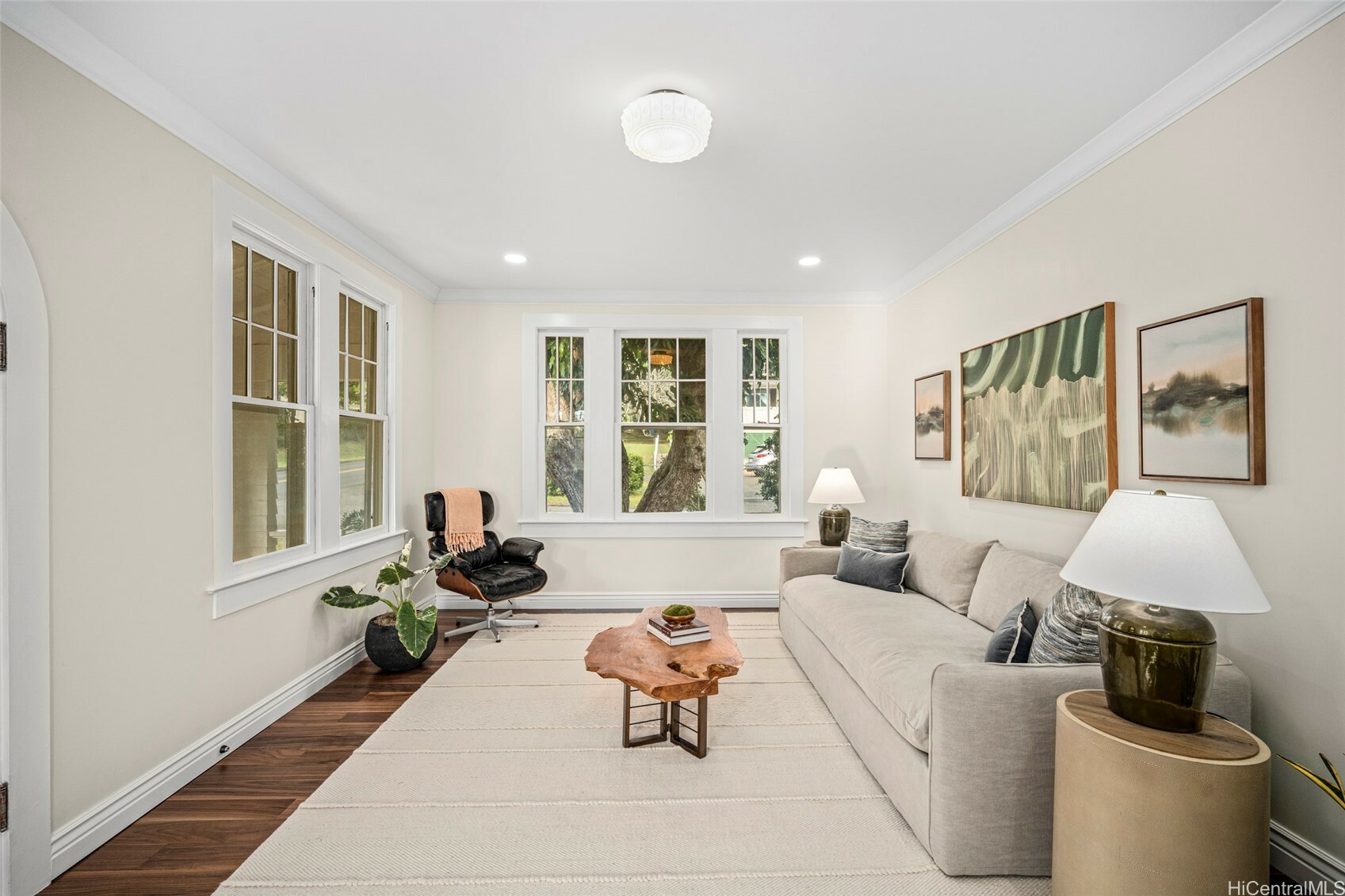 Property Photo: 2637 Manoa Road HI 96822