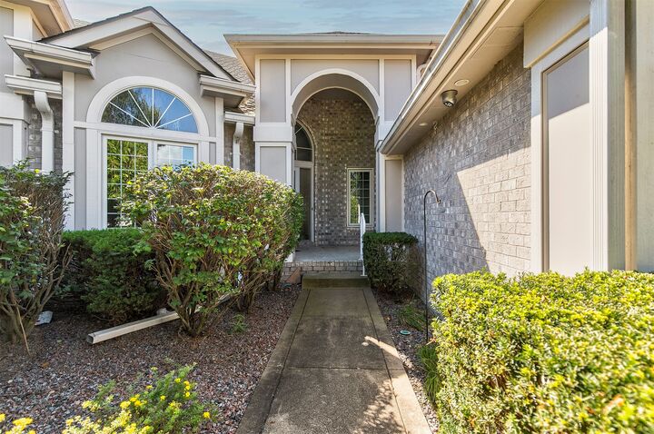 Property Photo:  13598 Village Court  IA 50325 