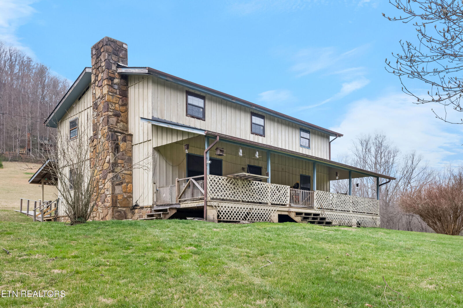 Property Photo:  4880 Jones Cove Rd  TN 37722 