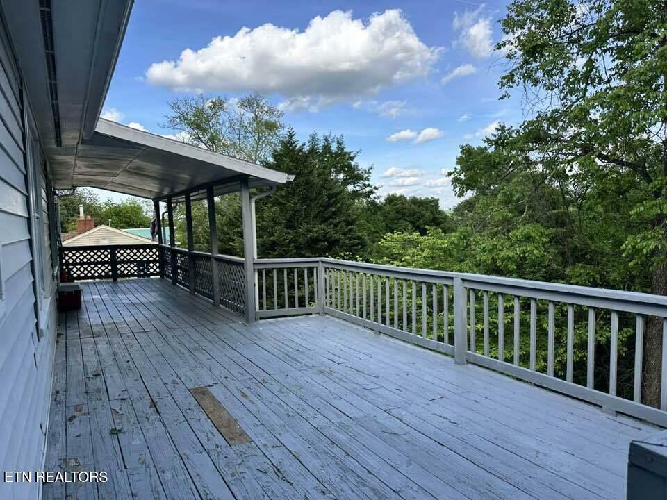 Property Photo:  400 W Ridgecrest Drive  TN 37763 