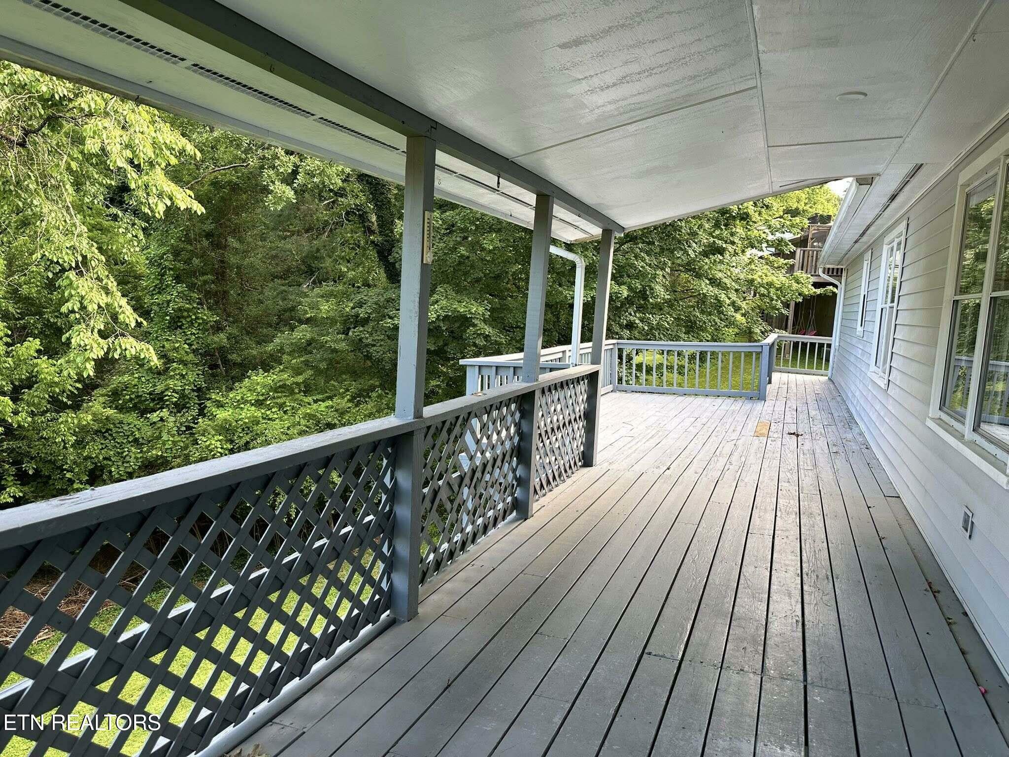 Property Photo: 400 W Ridgecrest Drive TN 37763