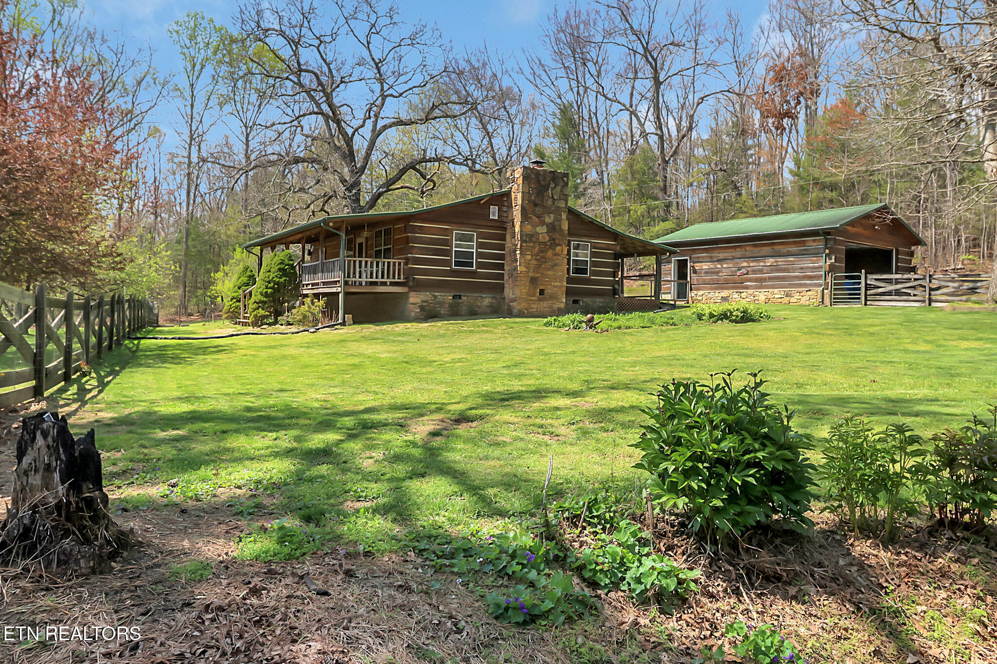 Property Photo:  7265 Smith Mountain Rd  TN 37723 
