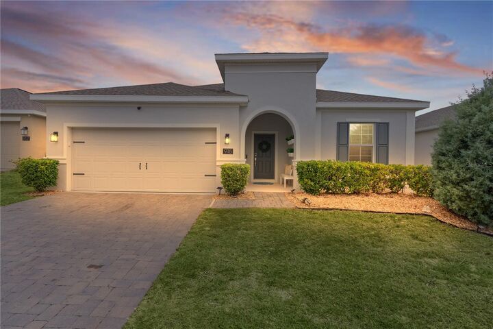 916 Carmillion Court  Groveland FL 34736 photo