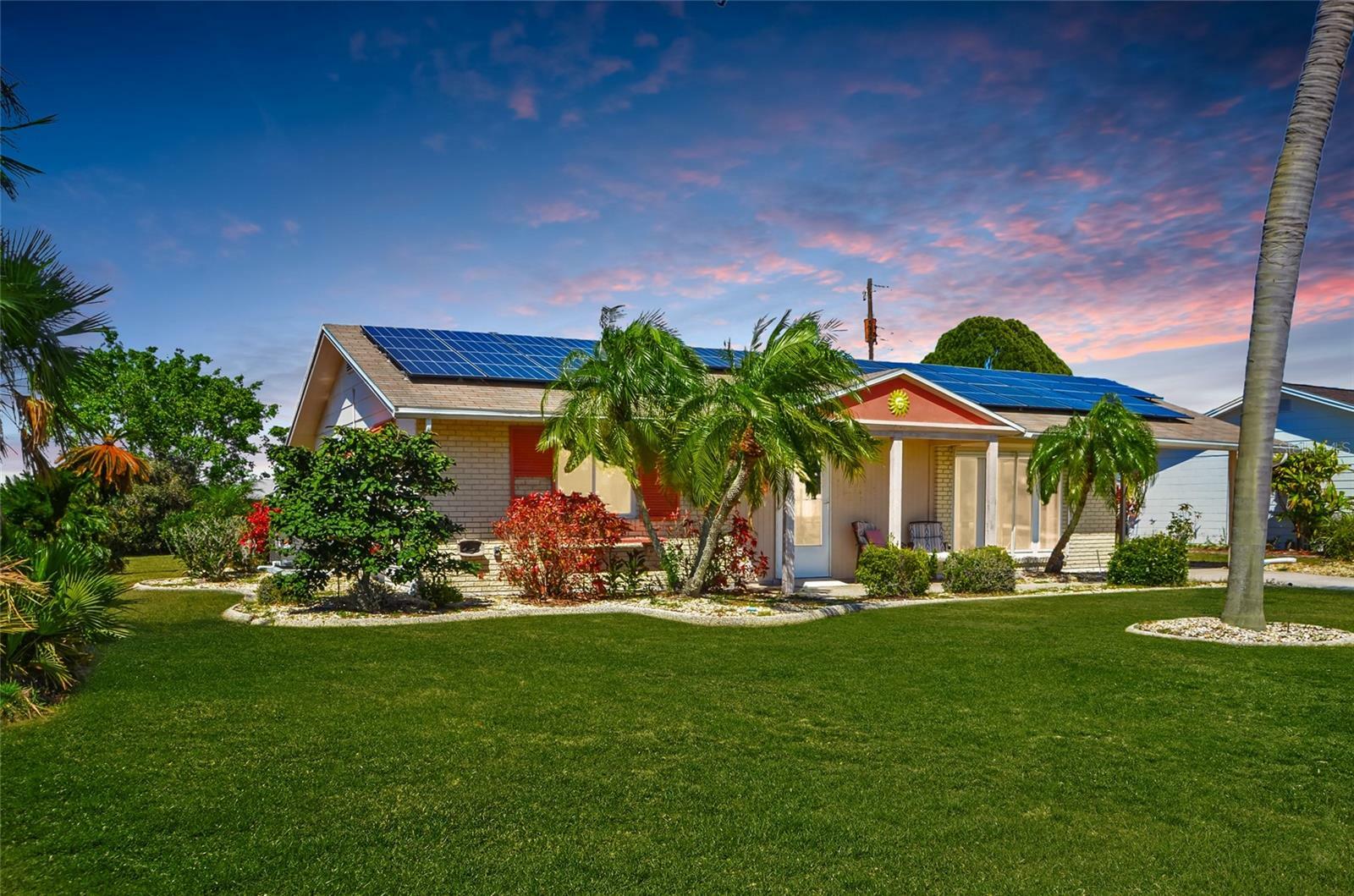 Property Photo: 1515 Arrowhead Drive FL 33573