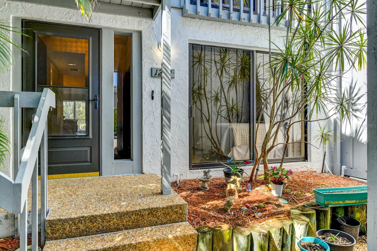 Property Photo: 1269 Dockside Place 115 FL 34242
