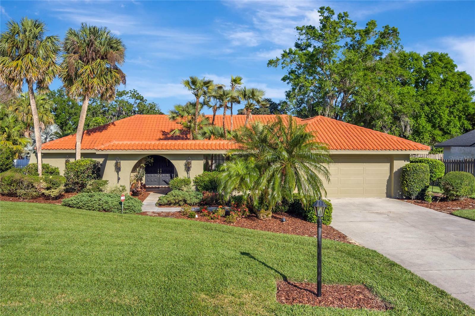 Property Photo: 1116 Cypress Point W FL 33884