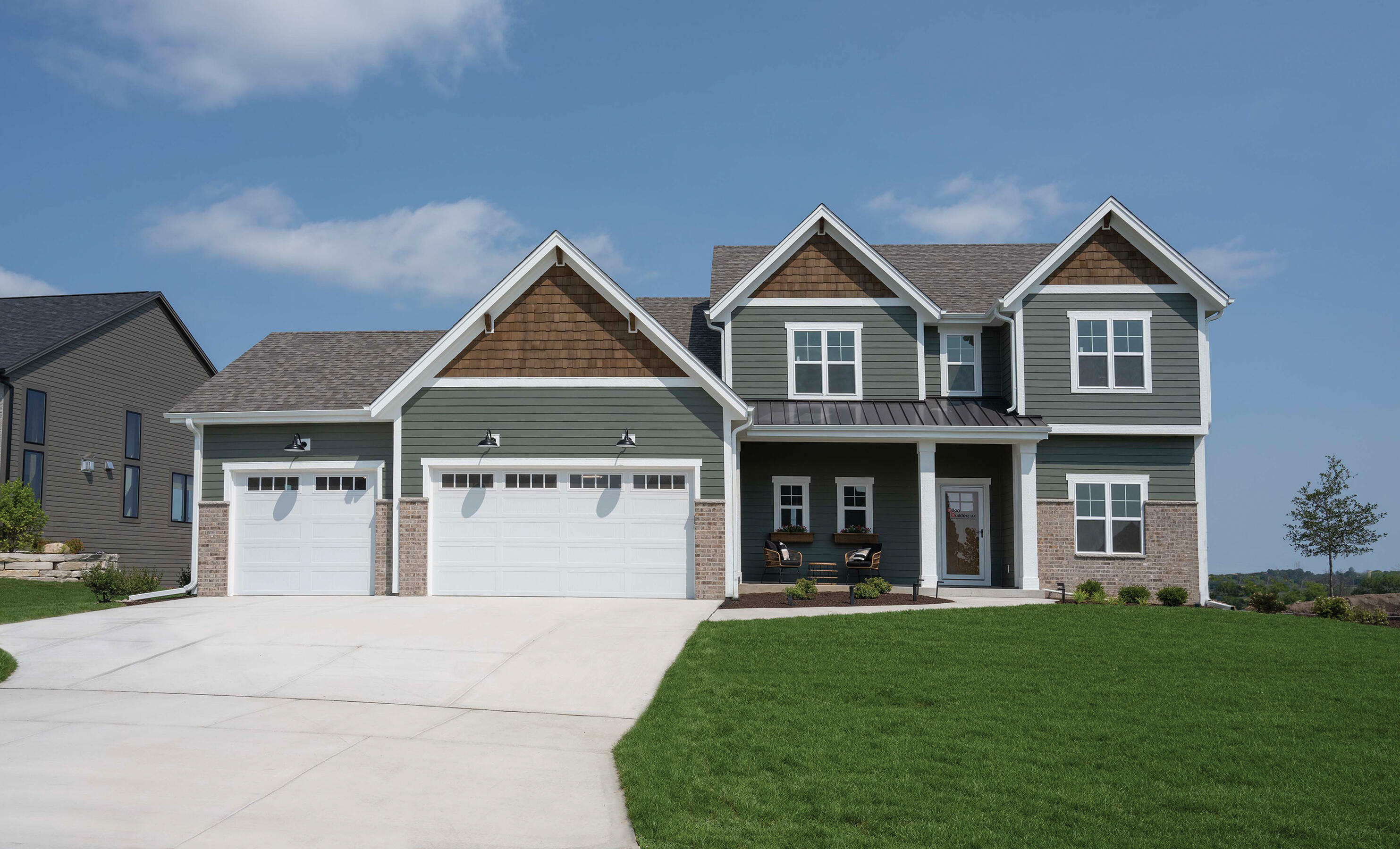 Property Photo: N57w20812 Dunbar Ct WI 53051