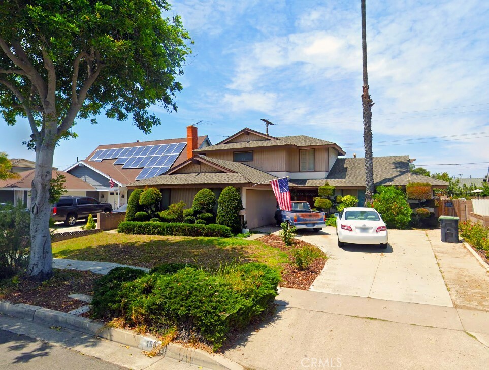 1533 W. San Lorenzo Ave.  Santa Ana CA 92704 photo