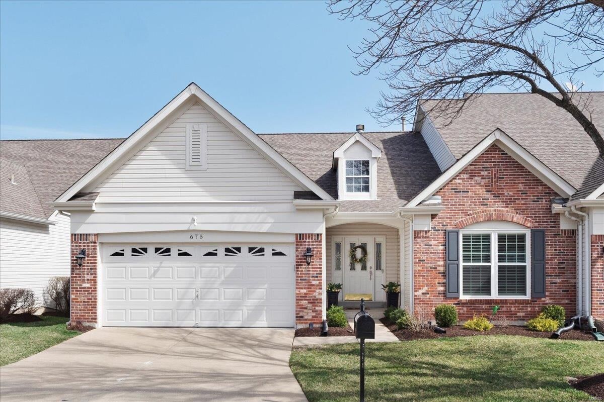 Property Photo: 675 Stonebrook MO 63005