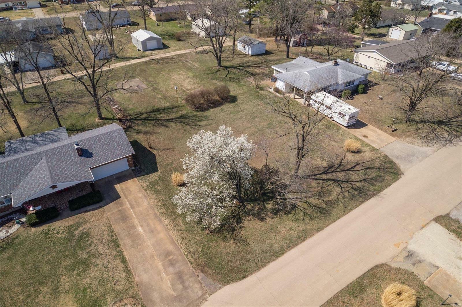 Property Photo: 111 S Madison Street MO 63601