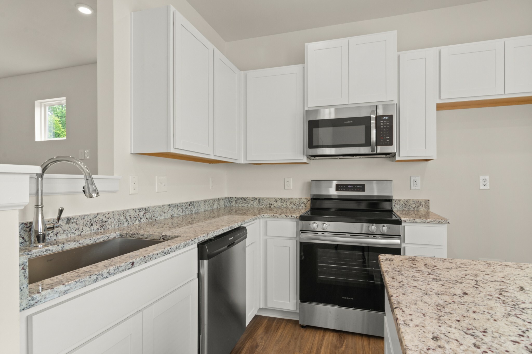 Property Photo: 722 Wilderland Way TN 37042