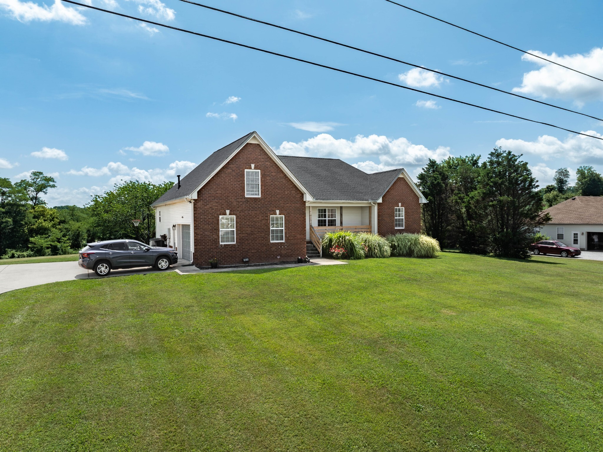Property Photo: 3029 Meadowview Ct TN 37049