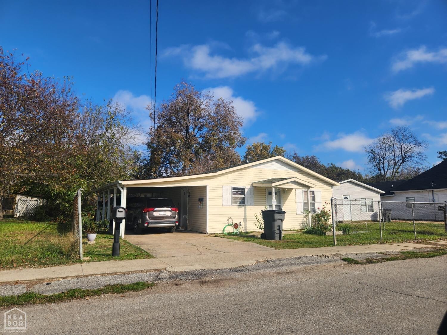 Property Photo:  525 E Lake Street  AR 72450 