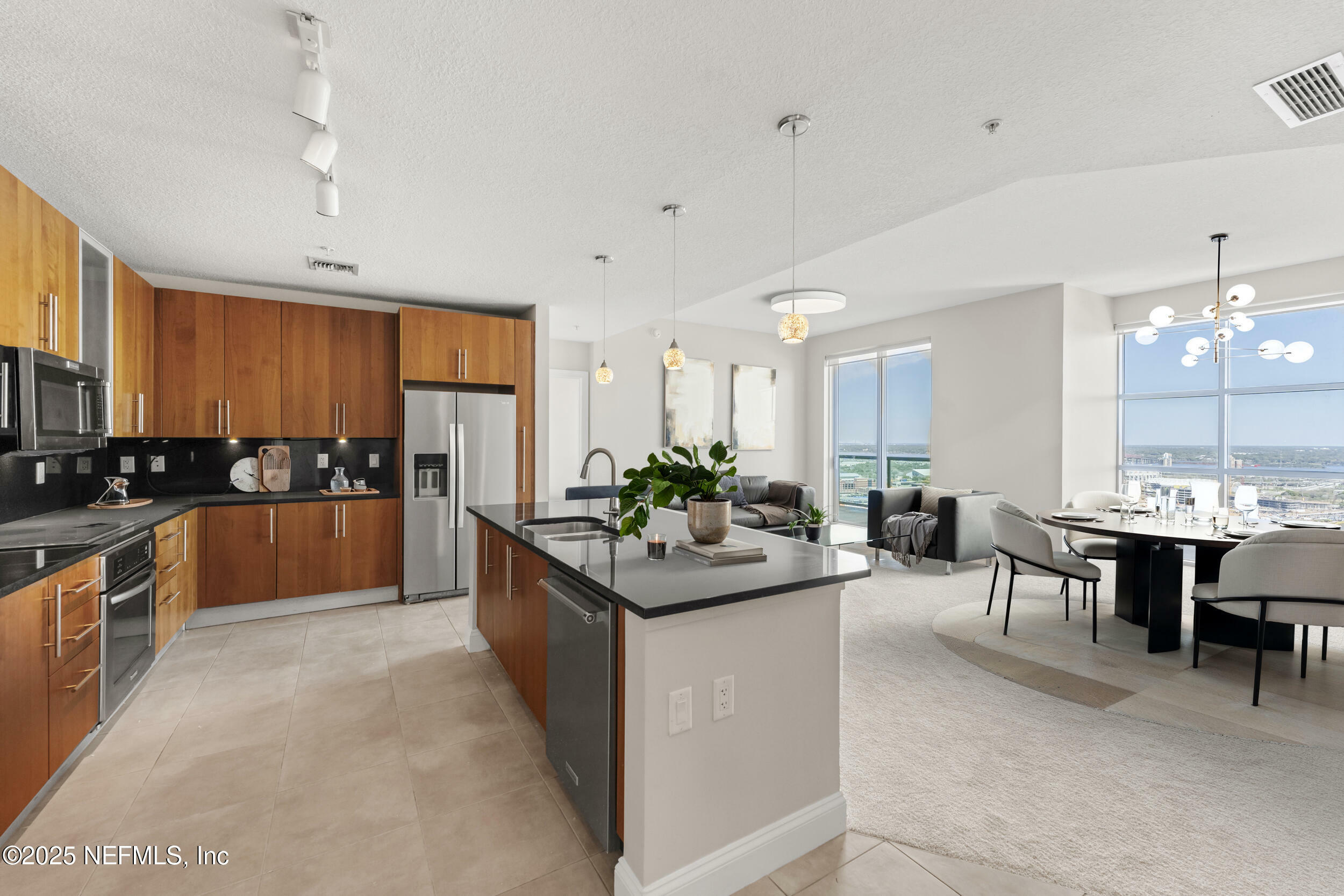 1431 Riverplace Boulevard 3507  Jacksonville FL 32207 photo