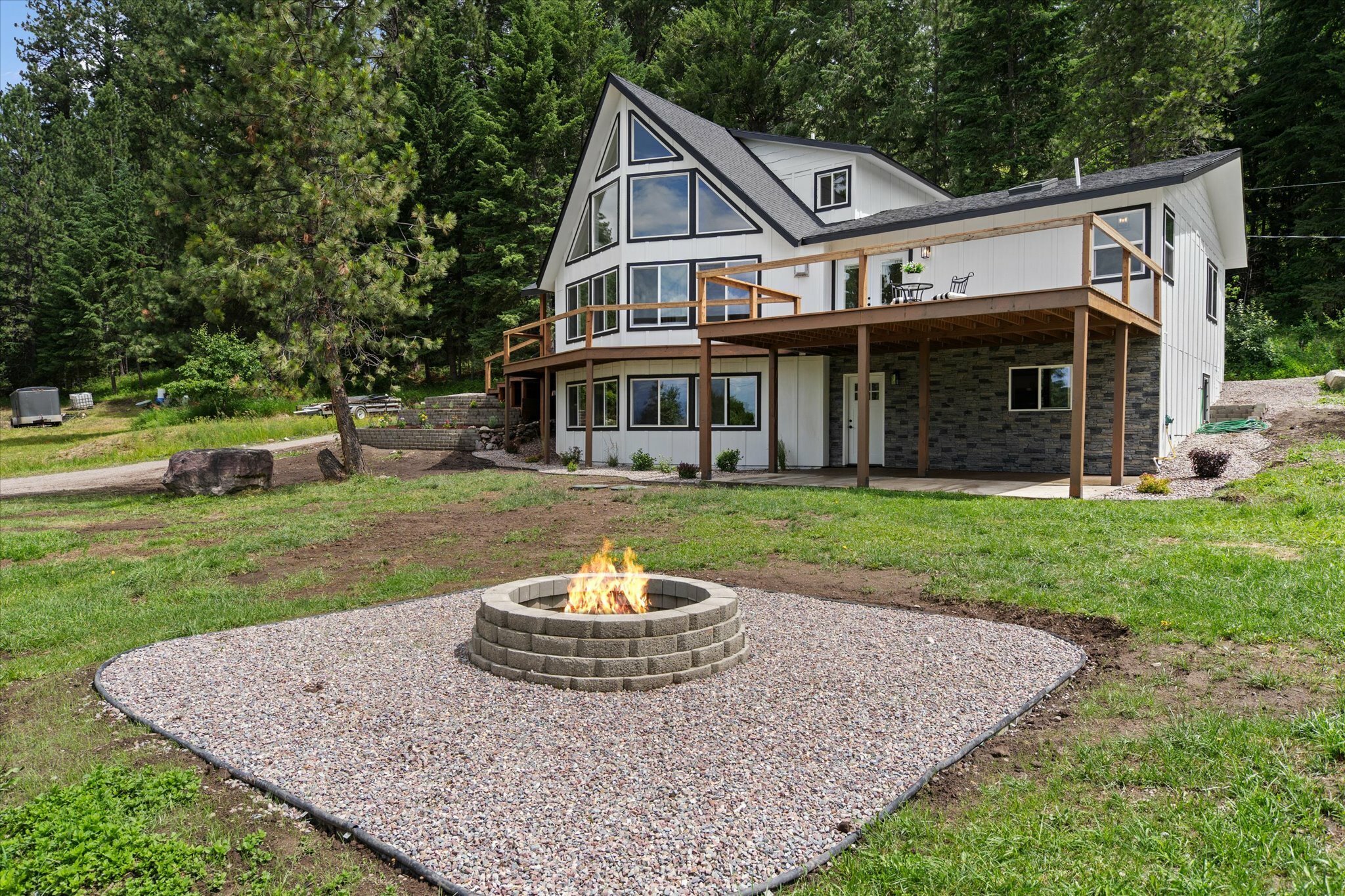 32890 Hellroaring Lane  Polson MT 59860 photo