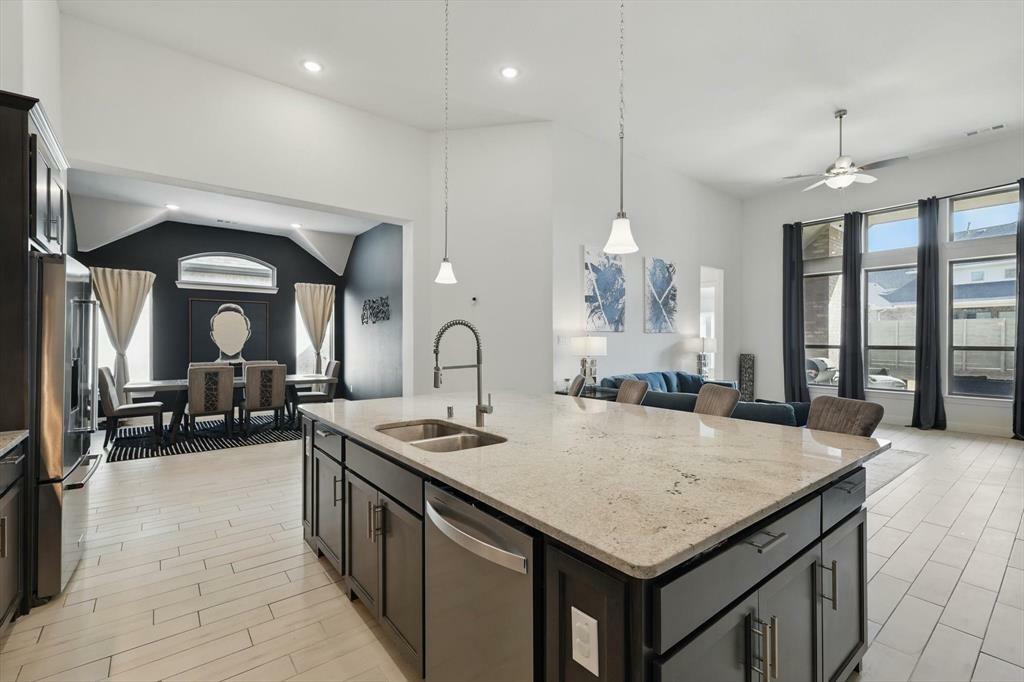 Property Photo: 1820 Climbing Court TX 76226