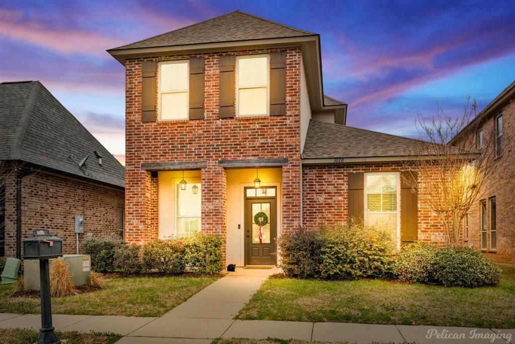 Property Photo: 1020 N Crescent Cove LA 71105