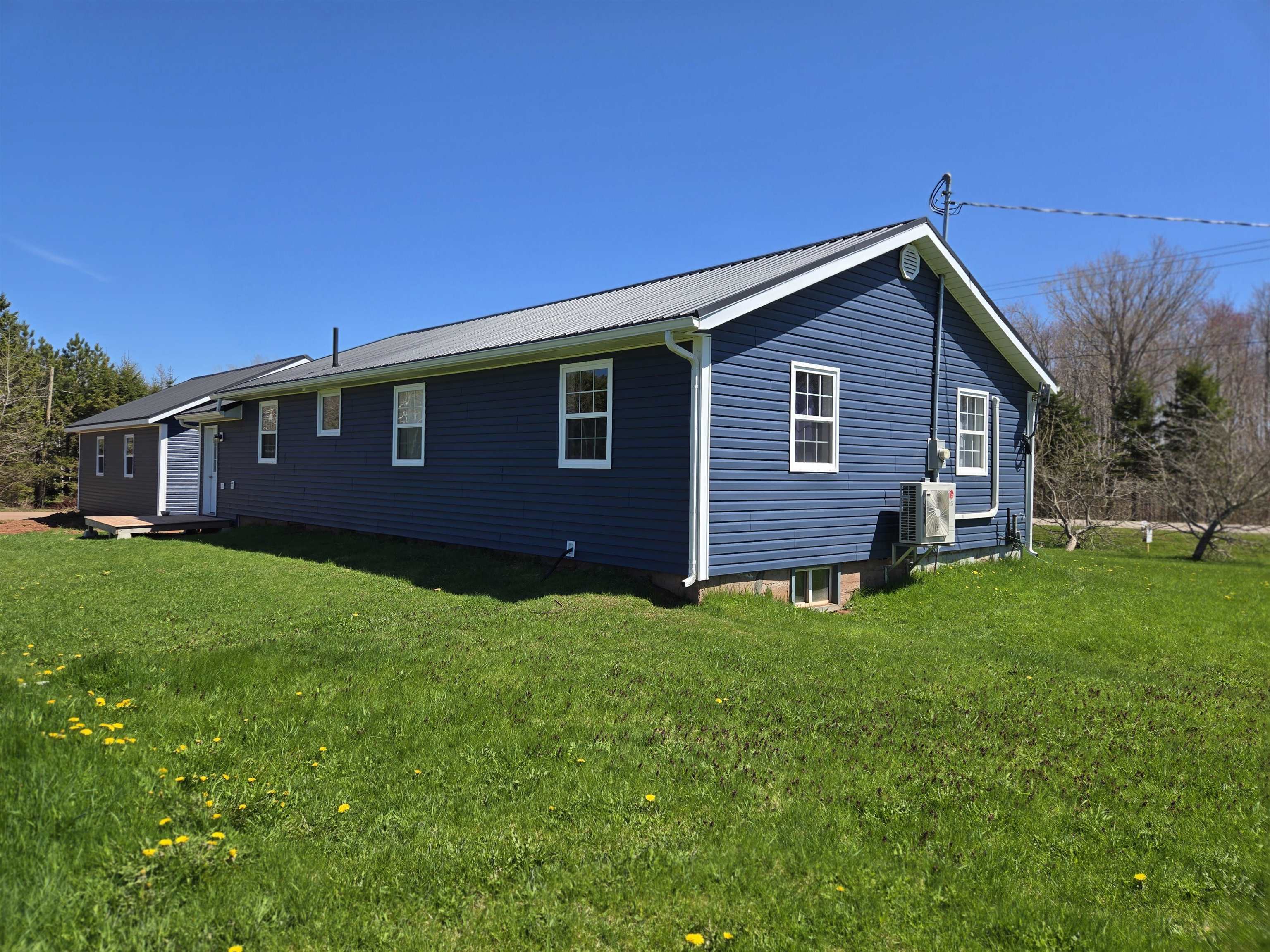 Property Photo: 186 Howlan Road PE C0B 1V0