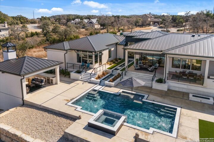 Property Photo:  122 Peach Springs  TX 78006 