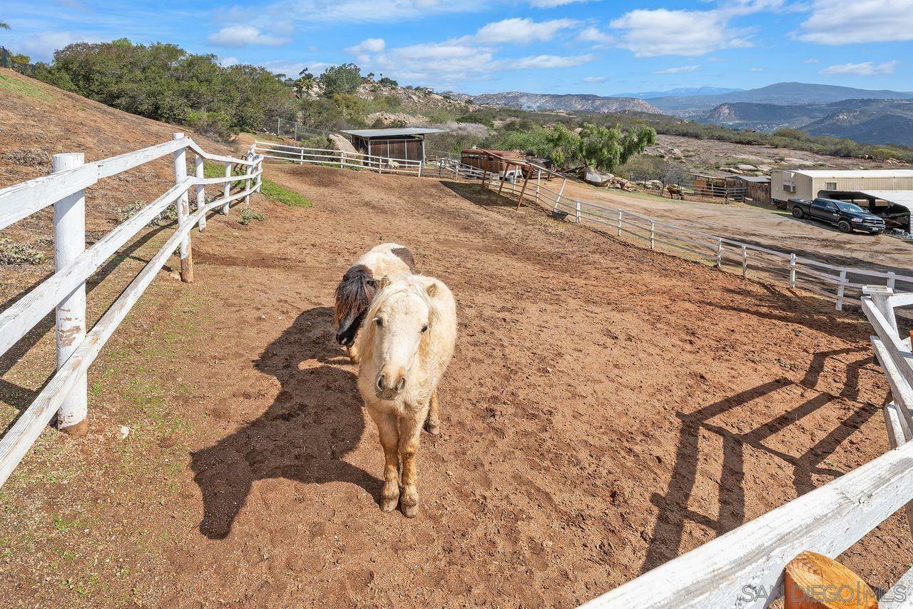 Property Photo: 410 Woodland Ln CA 92021