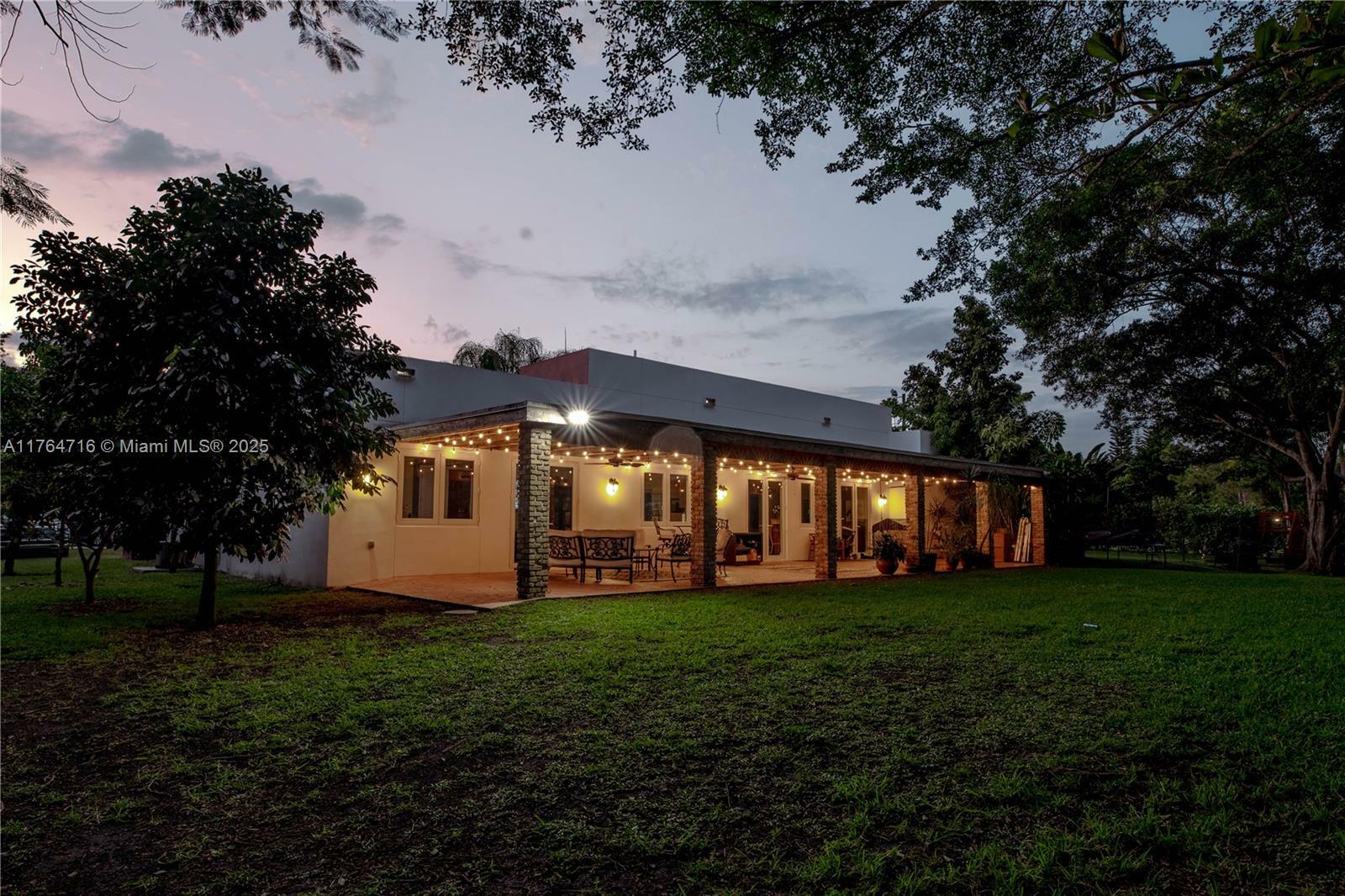 Property Photo:  12301 SW 107th Ave  FL 33176 