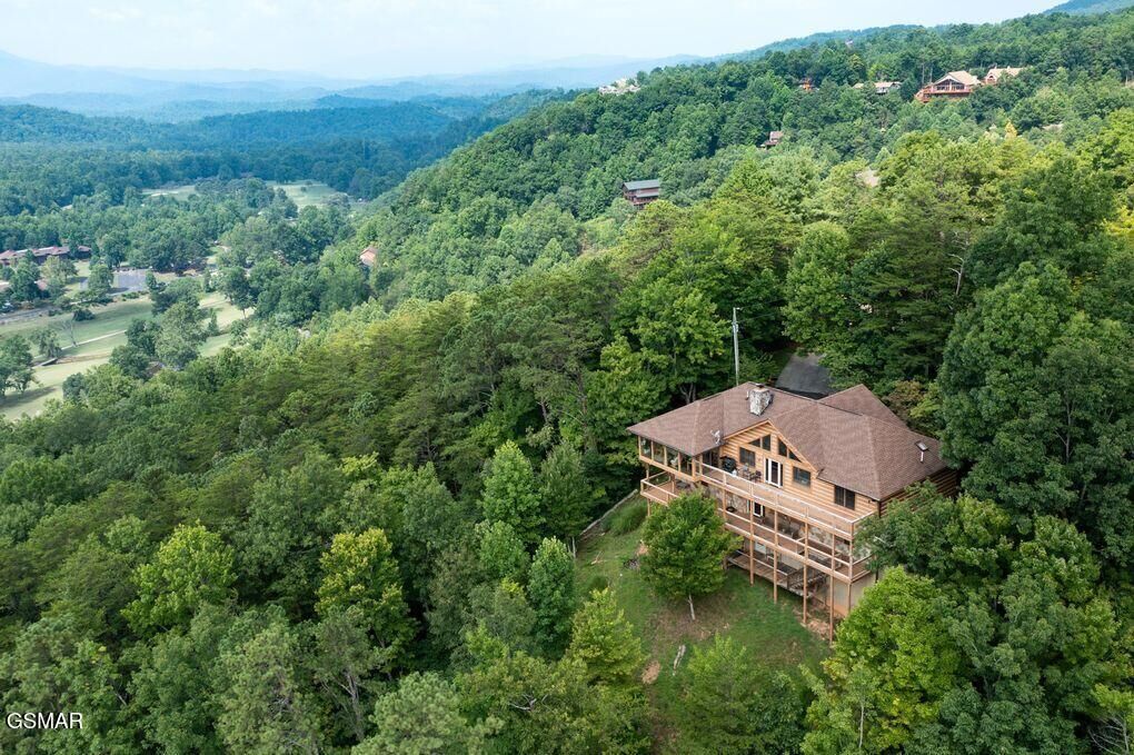 Property Photo:  449 Lucerne Way  TN 37738 