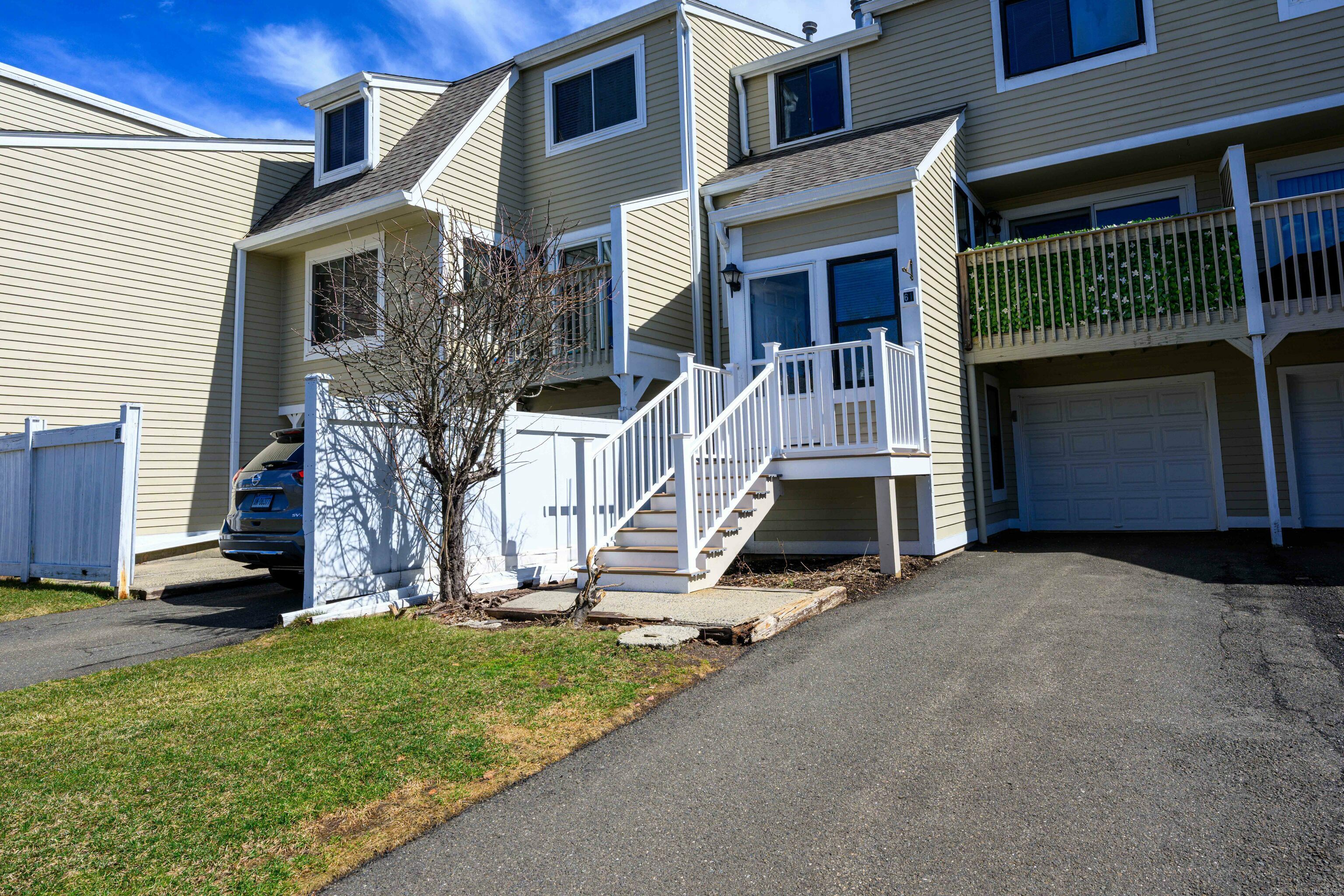 Property Photo:  61 Peddlars Drive 61  CT 06405 