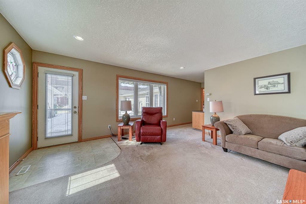 Photo de la propriété: 273 Fairford Street W 1 SK S6H 1S8