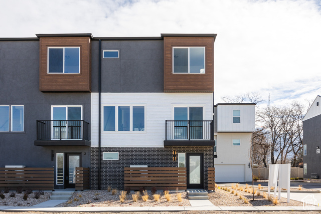 Property Photo: 4475 S 500 E 60 UT 84107